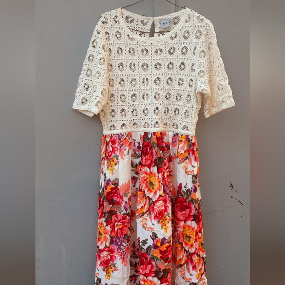 ASOS Boho Crochet Crop Top w/ Floral Bottom Skirt US Size 8